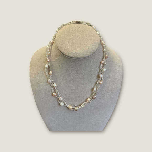 Freshwater Pearls and Beaded Necklace - Picture 3 of 3